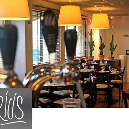 L'ortega - Rennes St Jacques Aeroport Hotel Saint-Jacques-de-la-Lande