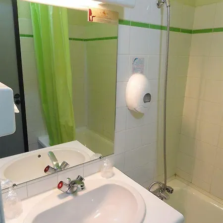 Hotel L'ortega - Rennes St Jacques Aeroport Saint-Jacques-de-la-Lande